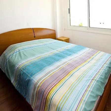 Two-bedroom Central Апартаменты