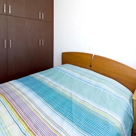 Two-bedroom Central Апартаменты *
