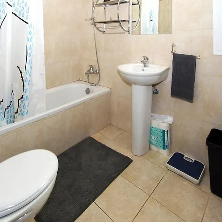 Апартаменты Two-bedroom Central